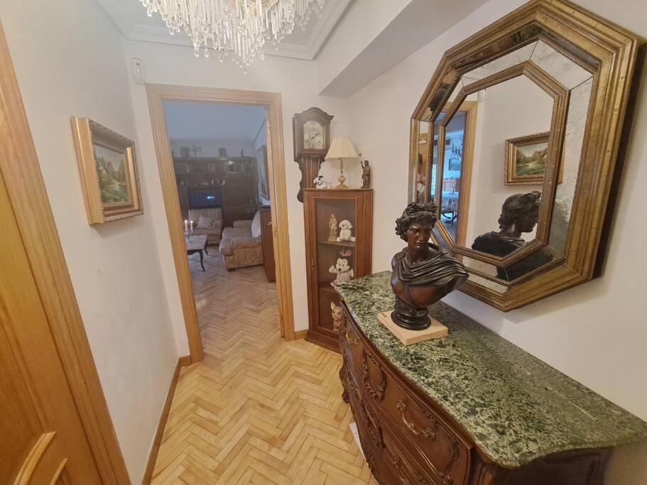Piso Amplio Y Acogedor Apartment Madrid Bagian luar foto