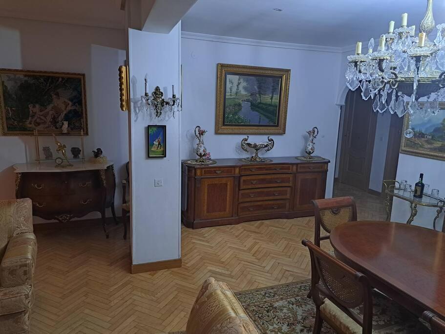 Piso Amplio Y Acogedor Apartment Madrid Bagian luar foto